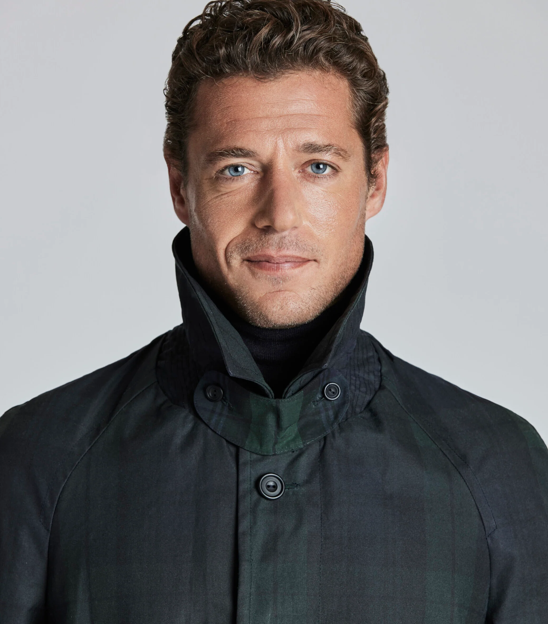 Navy/Green Waxed Cotton Raglan Sleeve Mac - Image 3